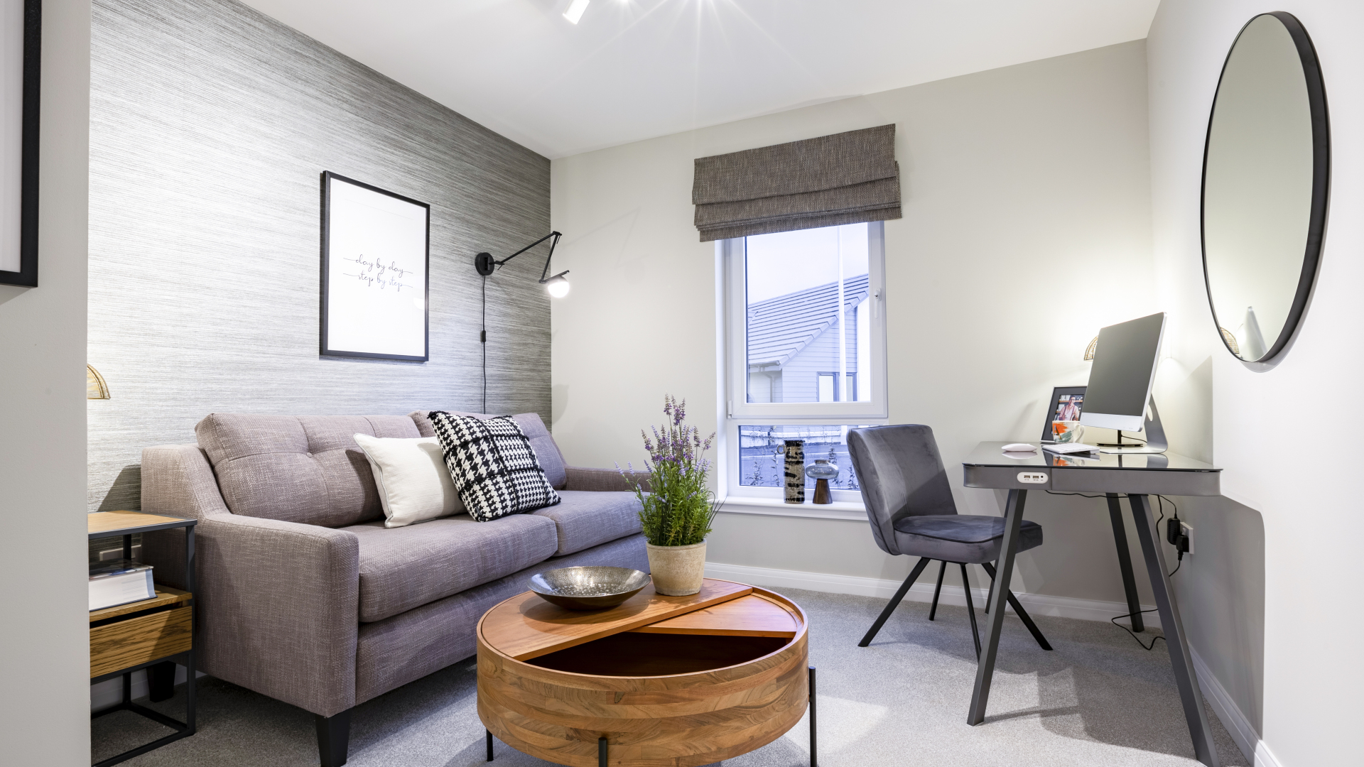 Lochy home office