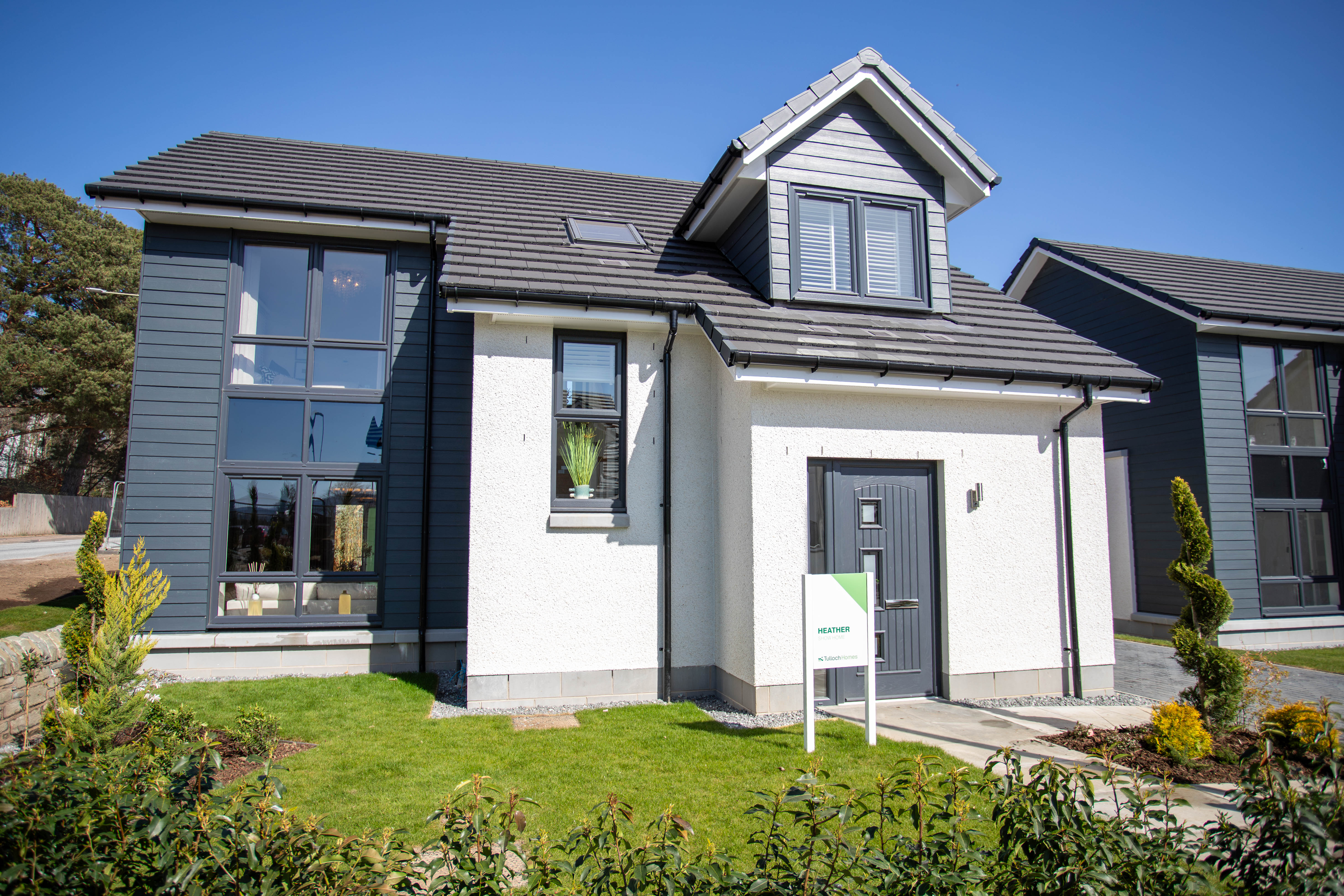 Tulloch homes newtonmore heather showroom plot 01 photos apr 25 69